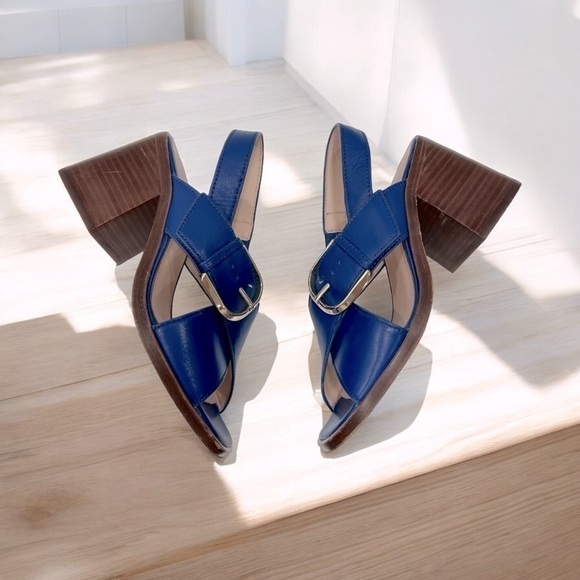 Kate Spade 
kate spade new york Women's Raleigh Sandal, Mystic Blue, size 5 M - Picture 11 of 12